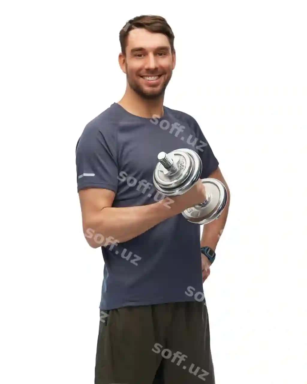 Baxtli gulchiq erkak dumbbell bilan mashq qilmoqda | Happy smiling man exercising with dumbbells