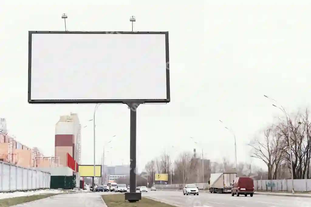 Ko'cha bilbordlari ekrani soxta | Street billboard display mock up