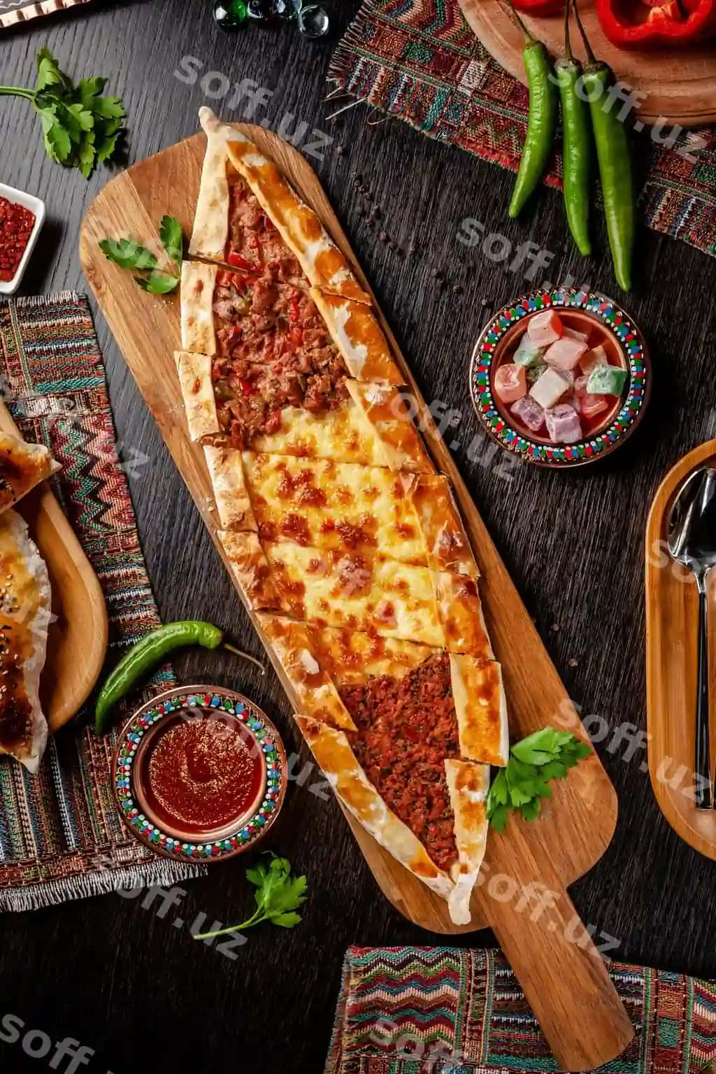 Turkcha pitsa pita boshqa iching bilan | Turkish pizza pita with different stuffing
