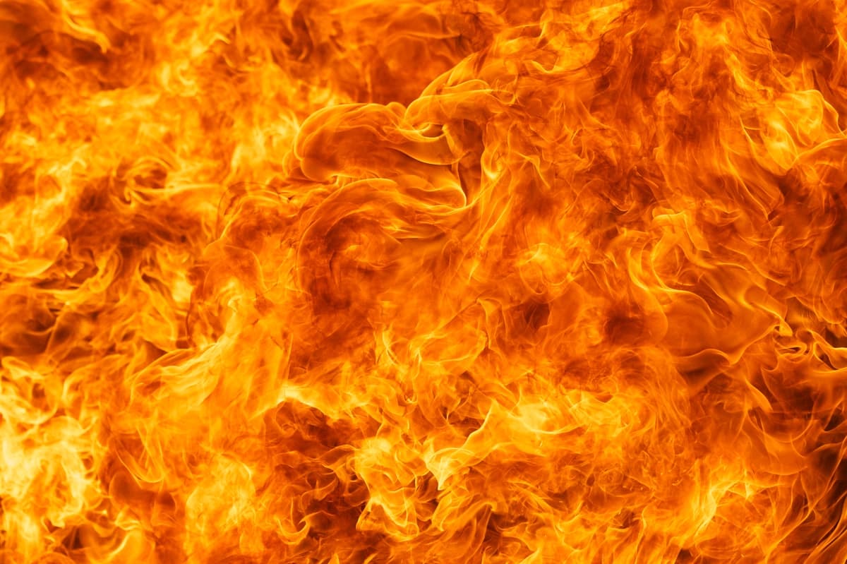 Olovli olov alangasi teksturasi | Blaze fire flame texture