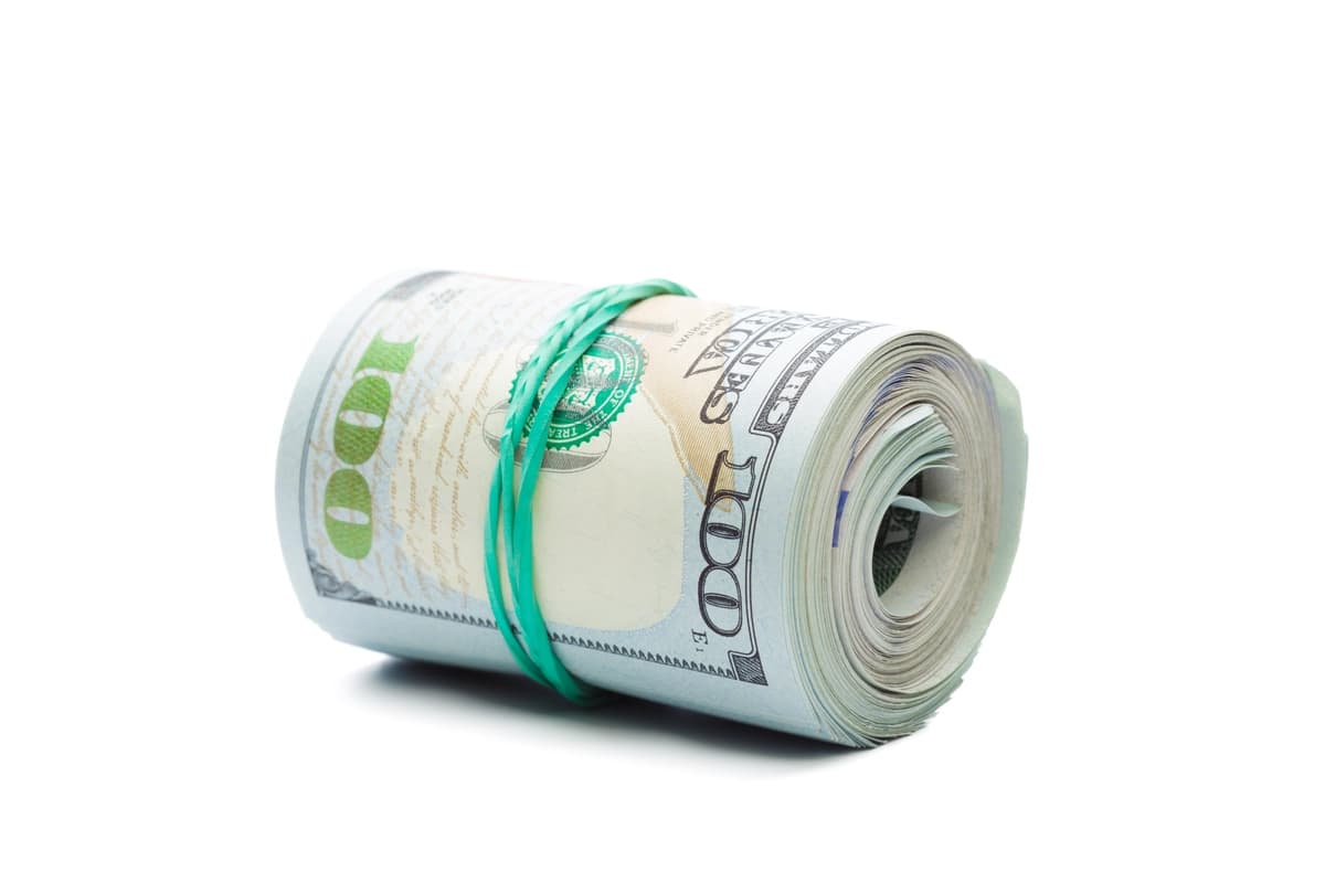 Pul yaqin | Money close up